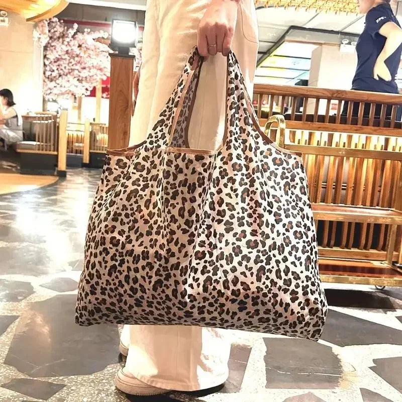 Large Capacity Leopard Print Hand Bag