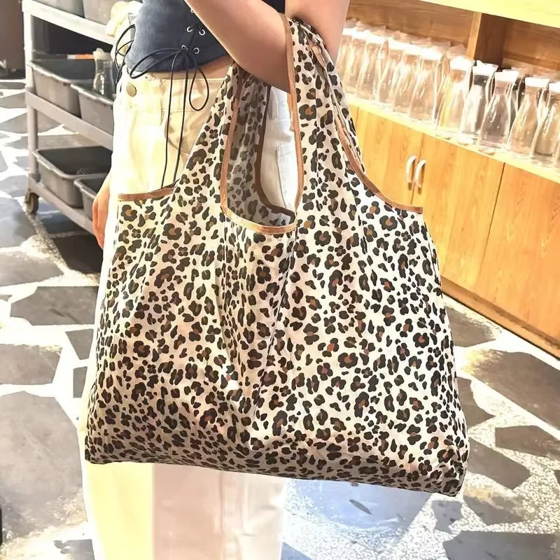 Large Capacity Leopard Print Hand Bag